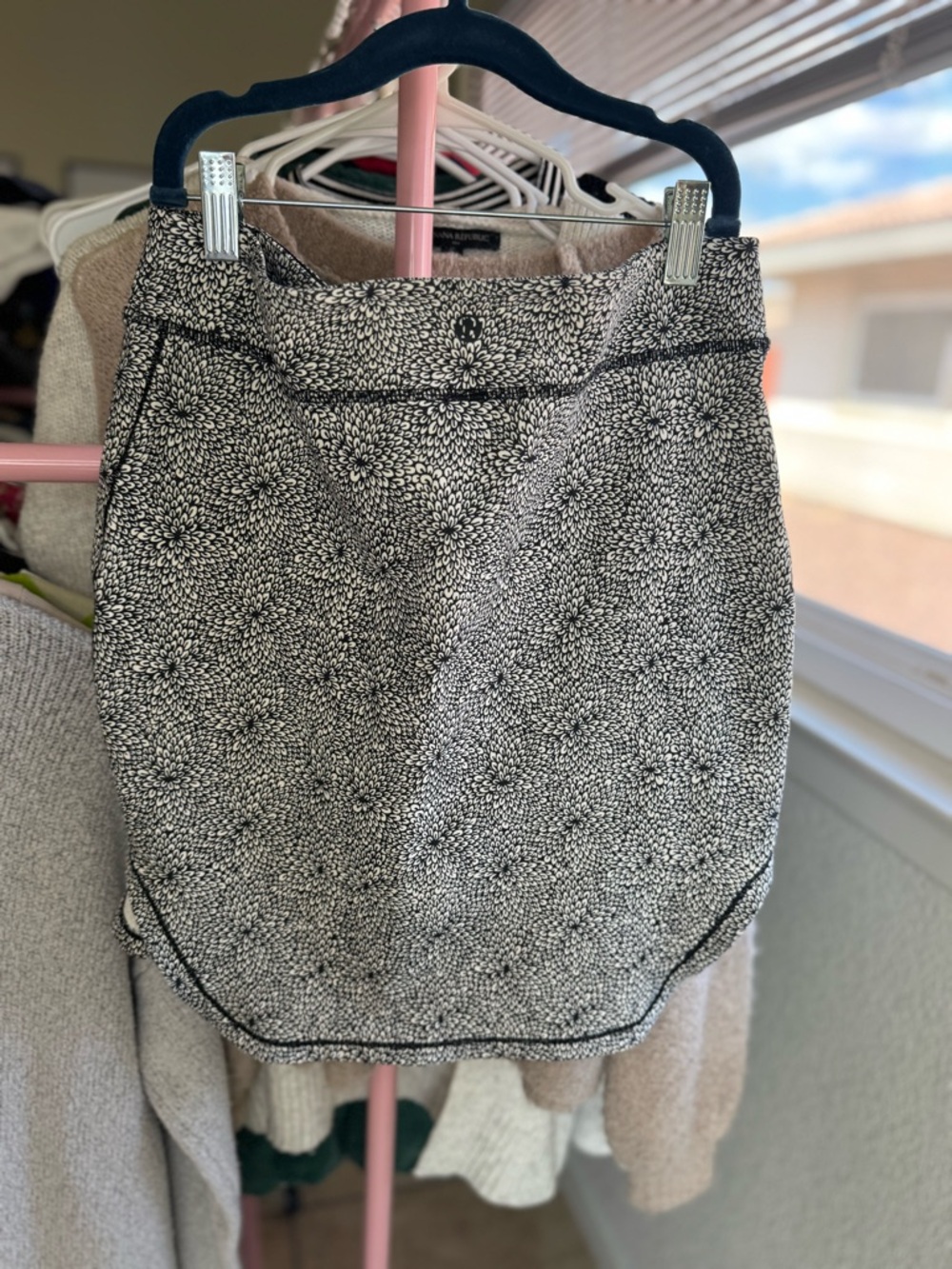 lululemon athletica Black & White Floral-Print Pencil Skirt